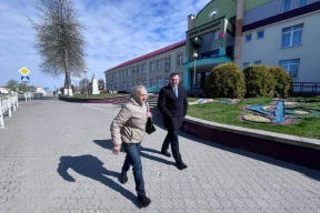 В Свислочи местная газета решила пропиарить главу района необычным способом — получилось так себе
