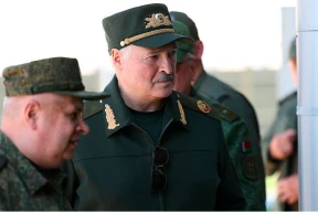 «Лукашенко имеет привычку немного туповато придумывать постфактум, откуда на него «готовилось нападение»